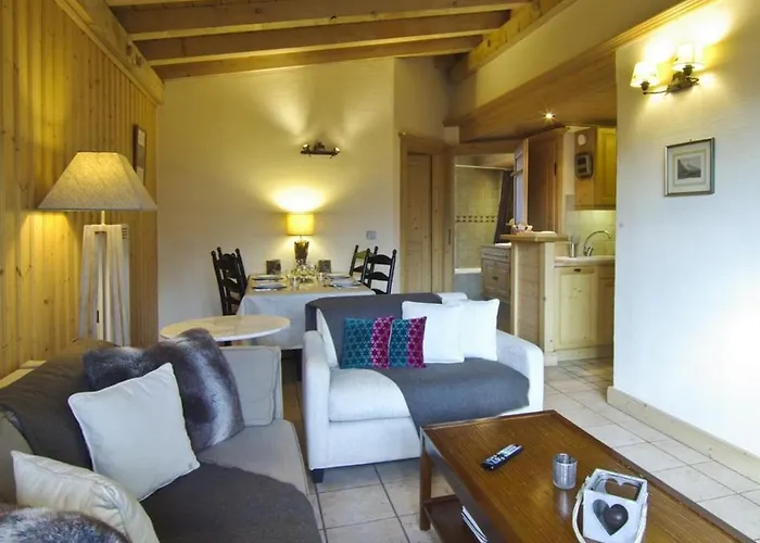 Apartment Bel 3 Etoiles Avec Parking Et Wifi, Proche Pistes A - Fr-1-343-168